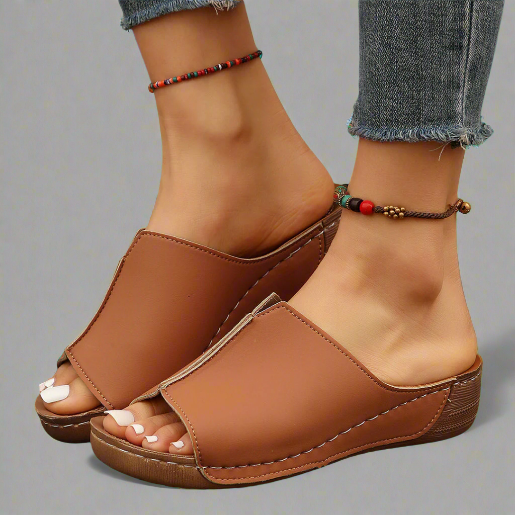 Noemi | Sandalias de cuña hechas a mano con materiales de primera calidad