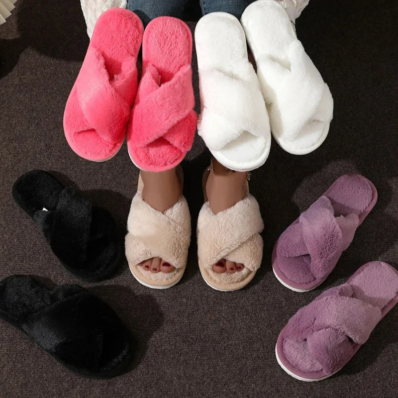 Zapatillas Peludas Cruzadas Mujer – Tacón Plano Ligero y Cómodas