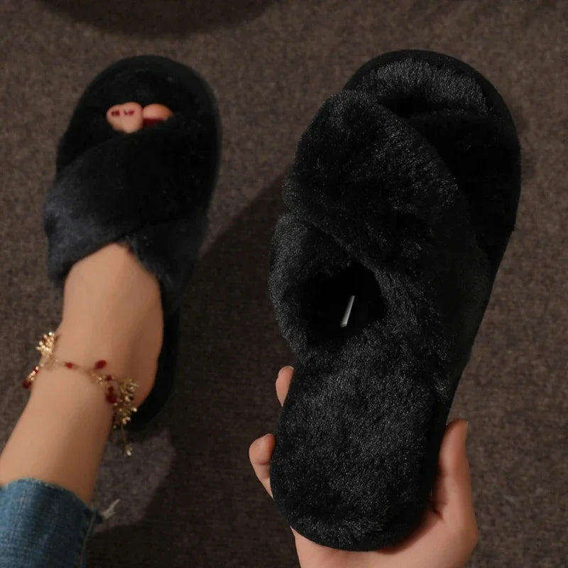 Zapatillas Peludas Cruzadas Mujer – Tacón Plano Ligero y Cómodas