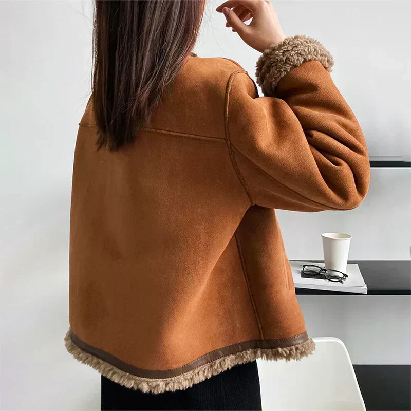 Isabella | Chaqueta de piel de borrego con botones