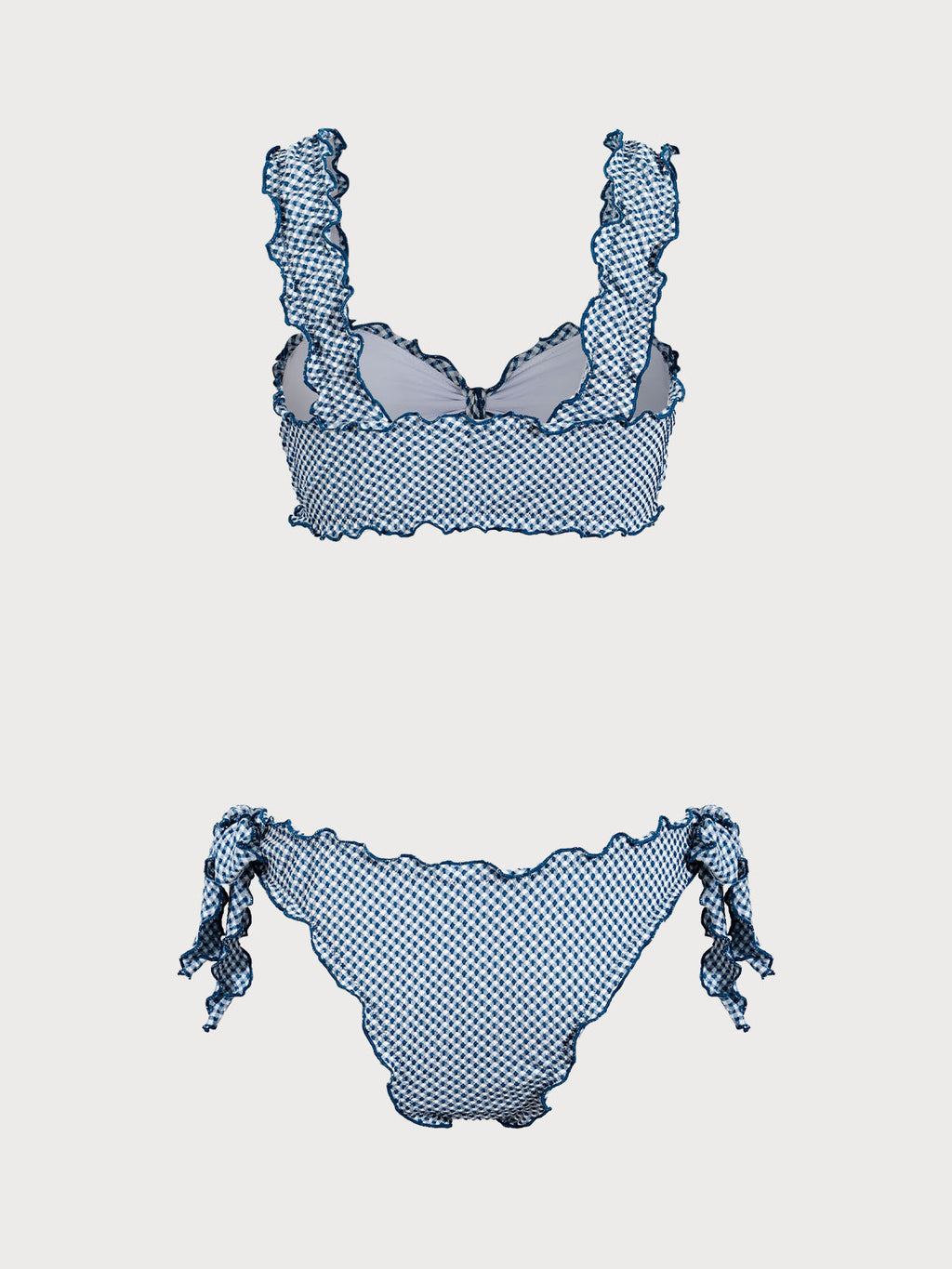 Conjunto de bikini con diseño retorcido a cuadros azules