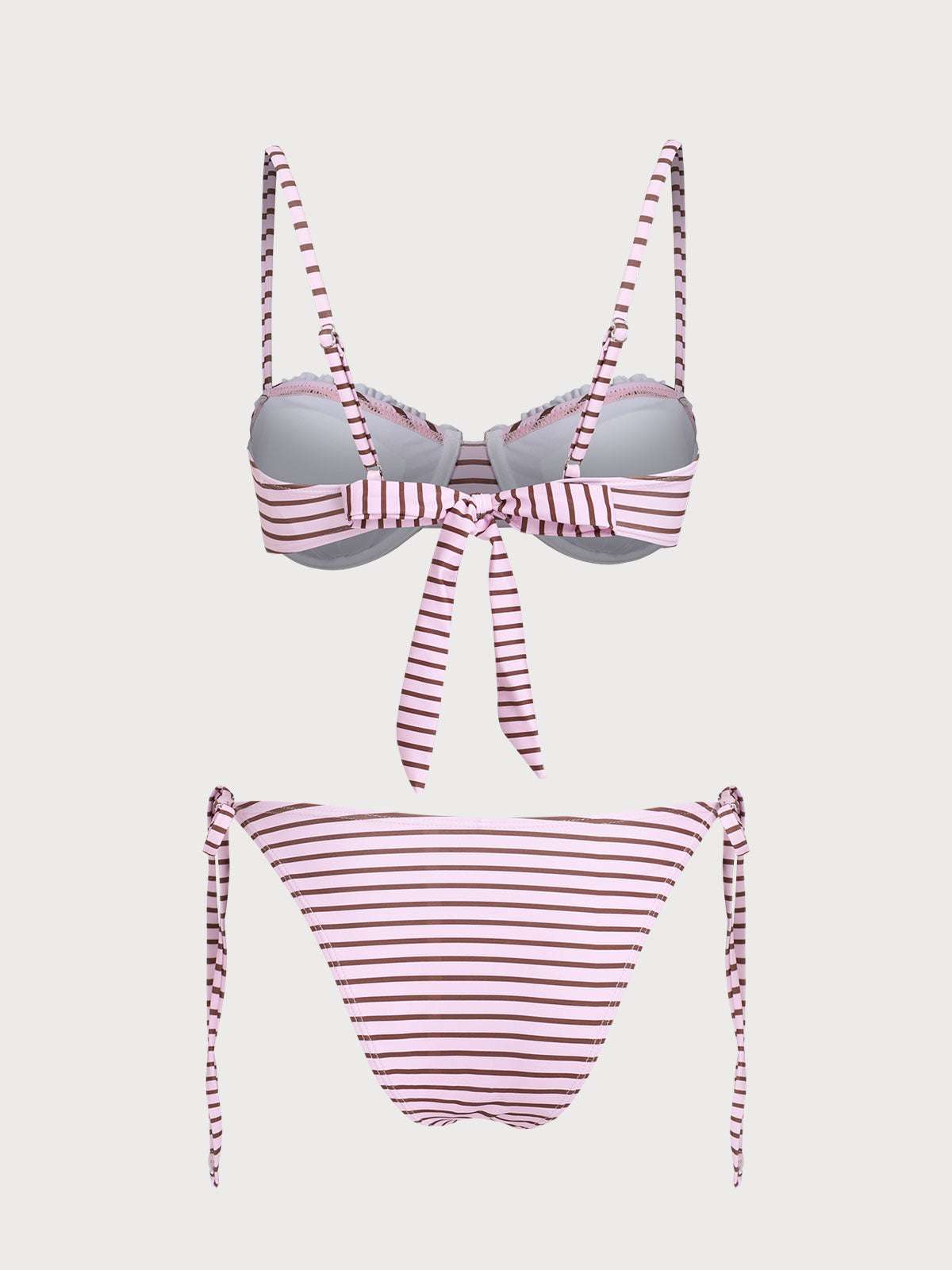 Conjunto de bikini con aros y encaje rosa en contraste