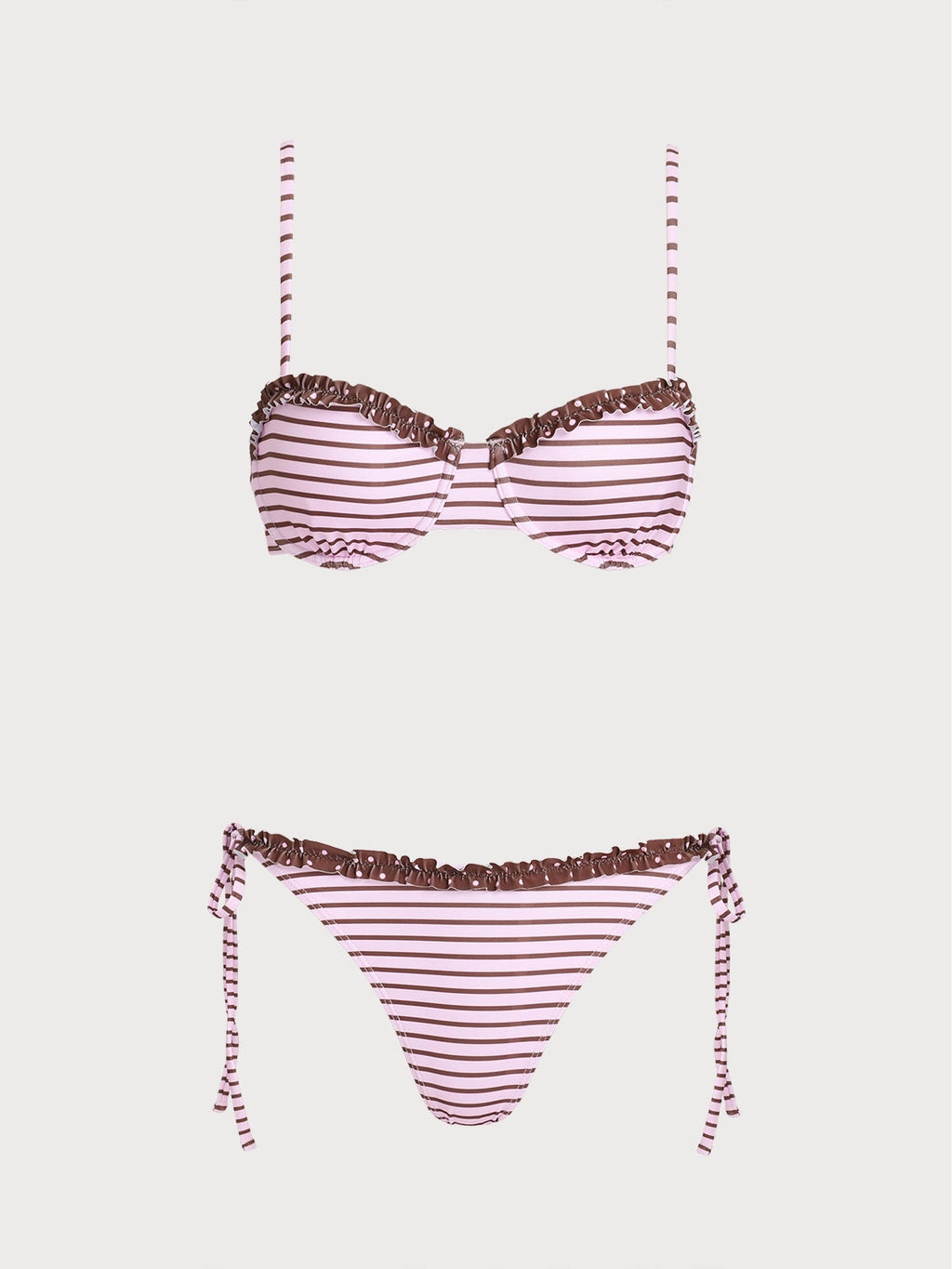 Conjunto de bikini con aros y encaje rosa en contraste