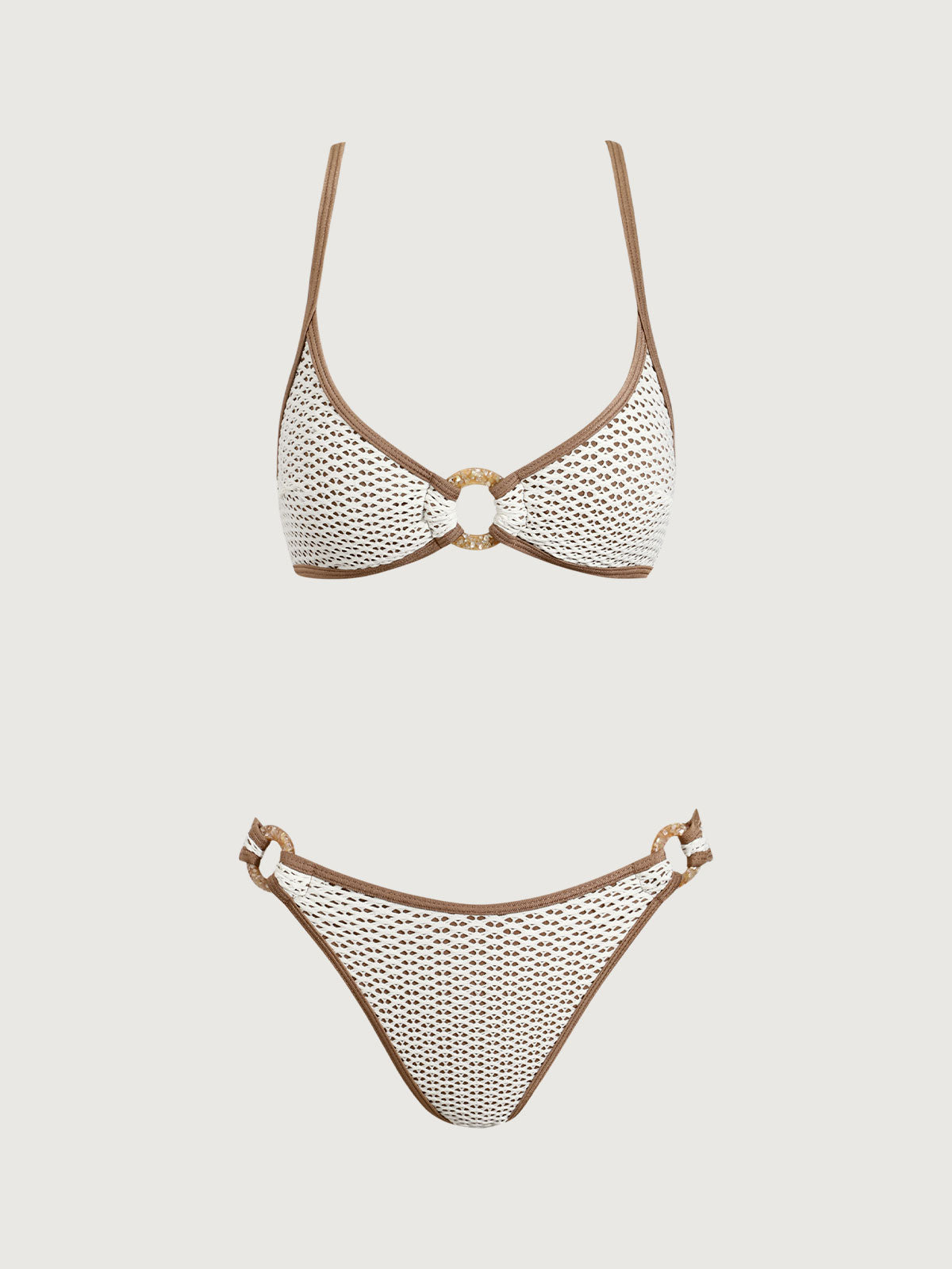 Conjunto de bikini marrón con aros en contraste