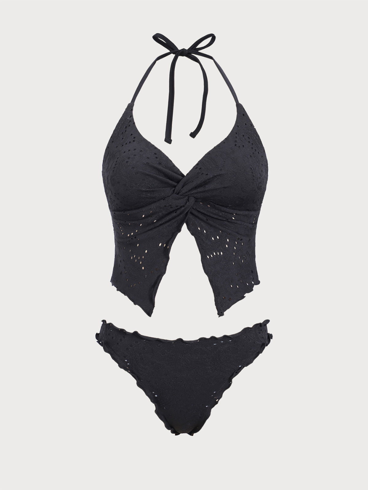 Conjunto de tankini blanco con diseño geométrico retorcido
